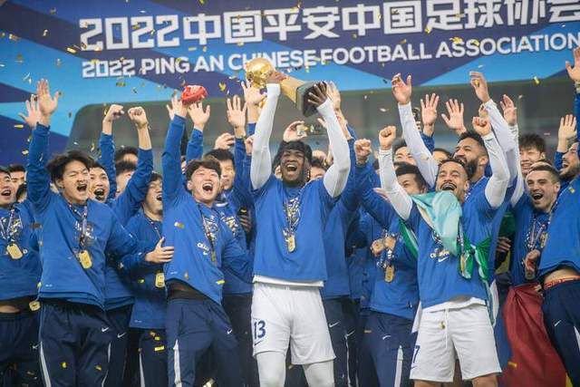 亚洲乱码在线播放