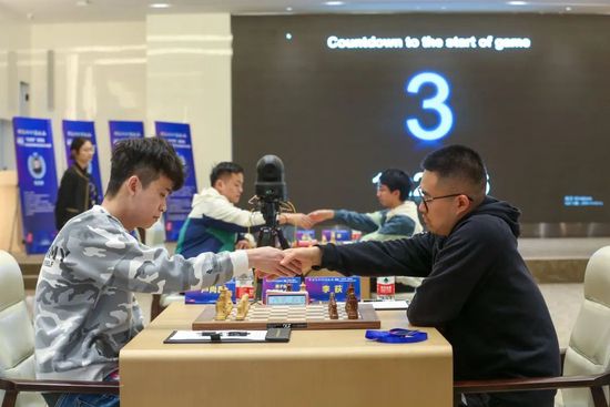 亚洲乱码一二三四区麻豆