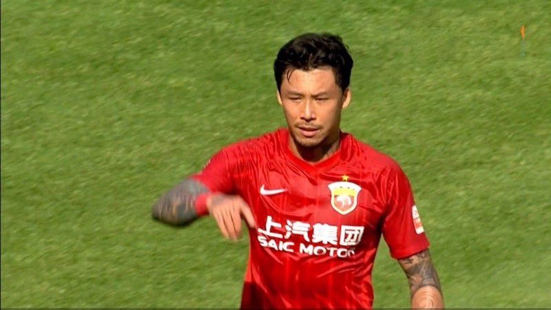 男女一进一出动态图