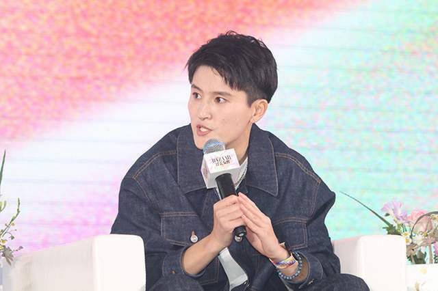 黑丝美女被猛操